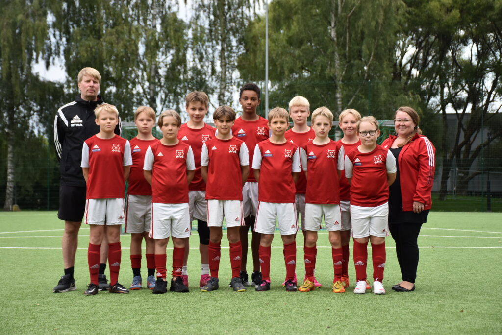 Ilves-kssat juniorit P2011 syntyneiden joukkuekuva